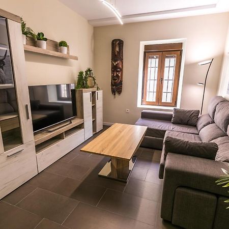 Appartamento Centrico Y Moderno Con Piscina Y Parking Jaén Esterno foto